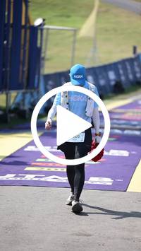 BIB:  <button type="button" onclick="openModal(27218702)" class="btn btn-primary btn-sm float-right" data-toggle="modal" data-target=".modal-high-quality">
                <i class="fa fa-download"></i> Download
                </button>